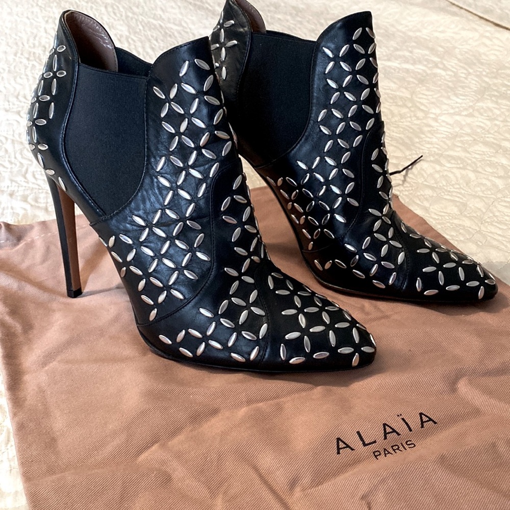 New Alaia Booties Black Designer 39.5